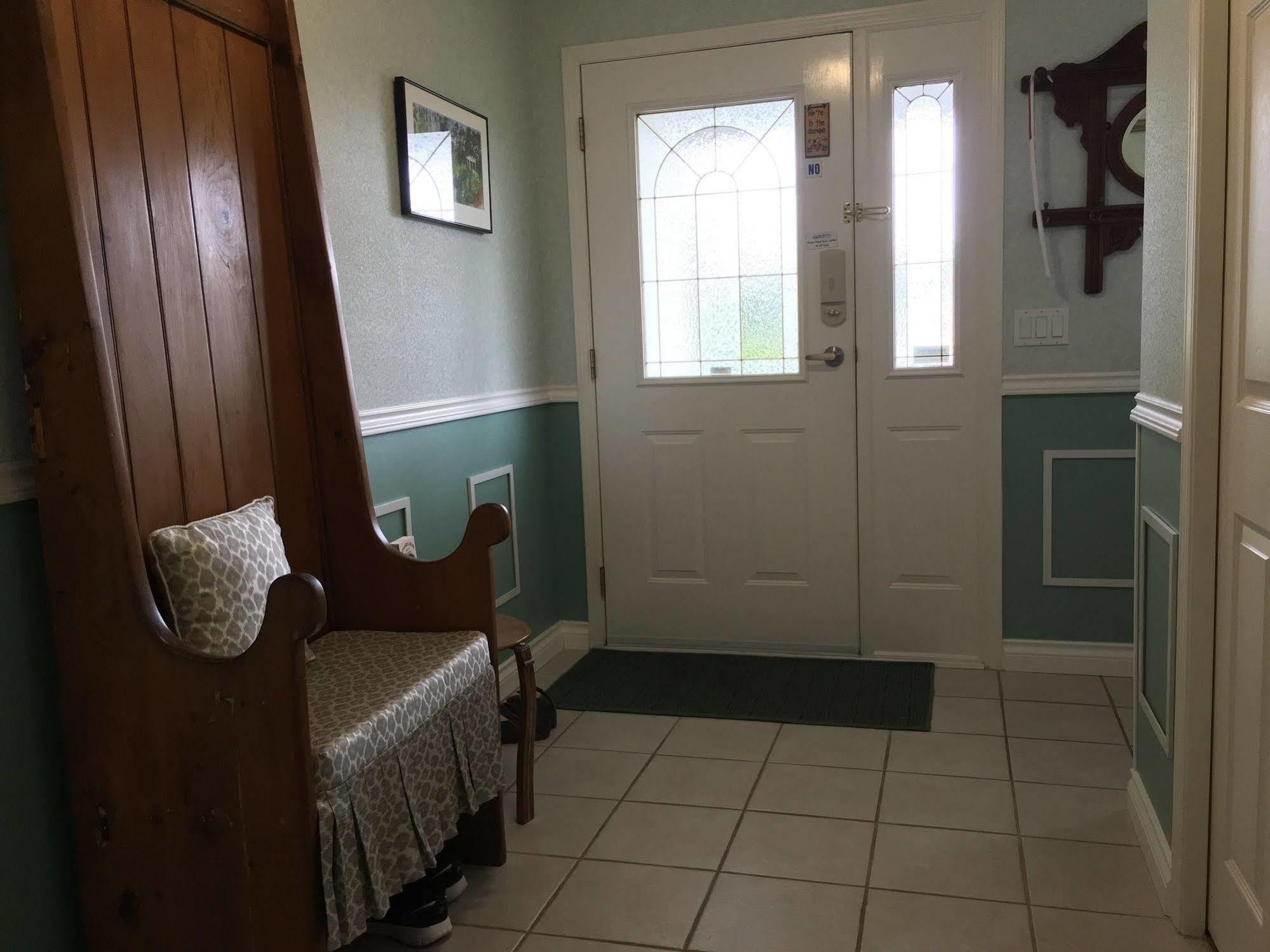 Alexandria House Bed & Breakfast West Kelowna Buitenkant foto